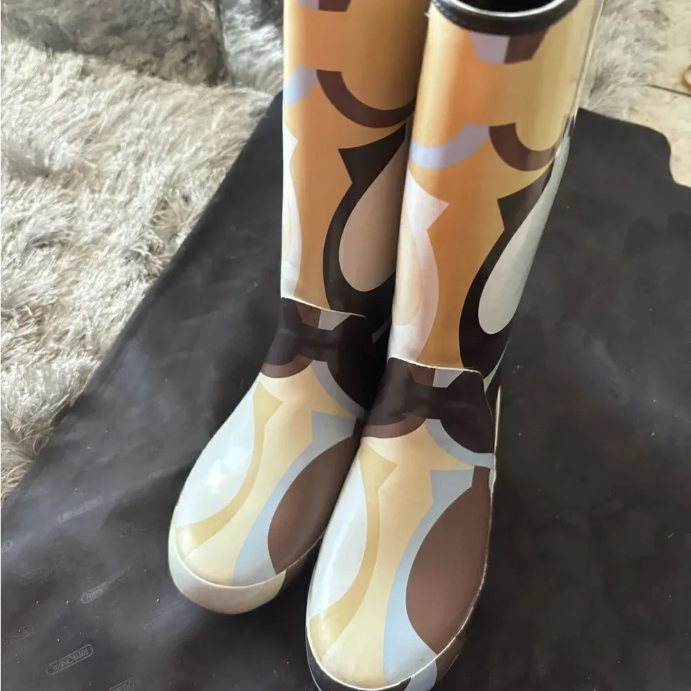 COACH Paisley Tall Rain Boot logo flat shoes all weather calf high designer y2k